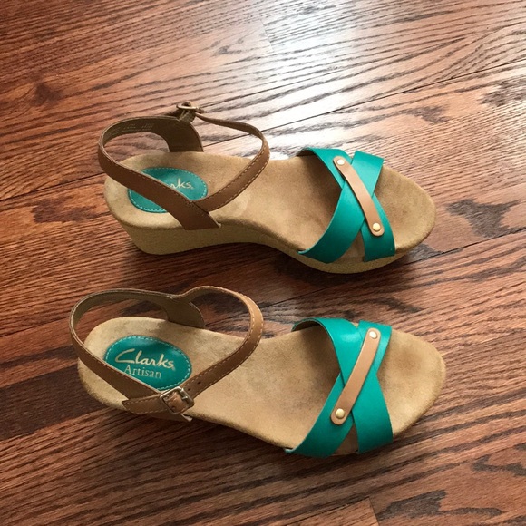 Clarks Leather Wedge Sandals.   Worn Once - Picture 2 of 4
